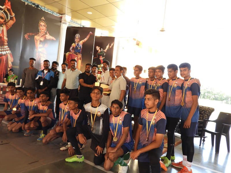 ST THOMAS CONVENT HIGHER SECONDARY SCHOOL