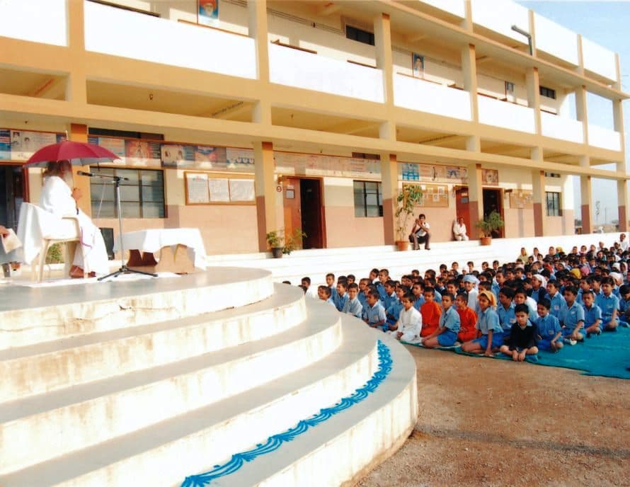 SANT SRI ASARAMJI BAPU GURUKUL
