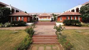 SRI SRI RAVISHANKAR VIDYA MANDIR INDORE