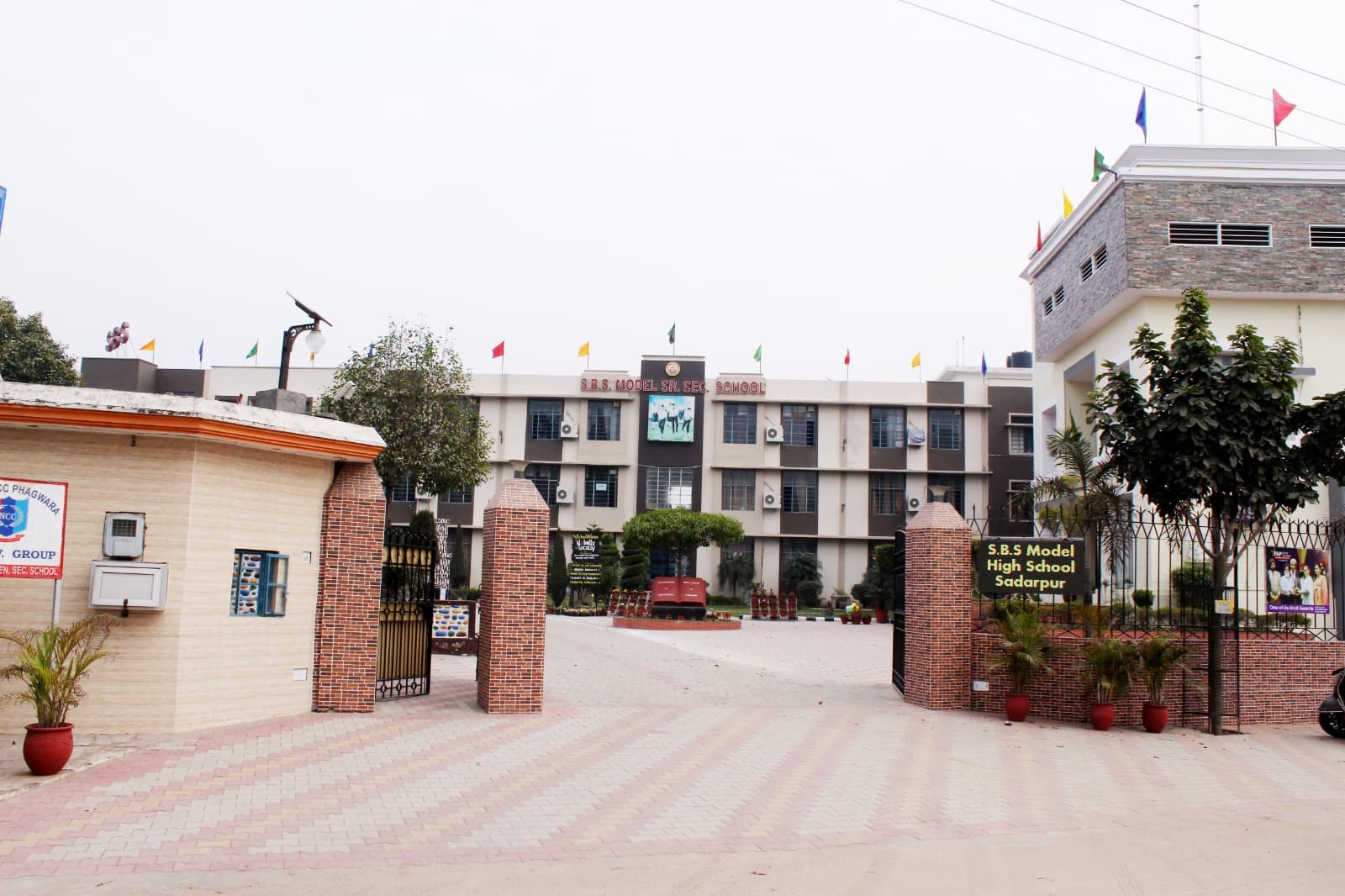 SBS MODEL HIGH SCHOOL