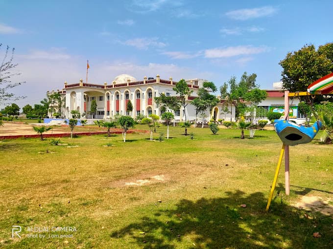 SAHIBZADA BABA FATEH SINGH PUBLIC SCHOOL GURU KA BAGH