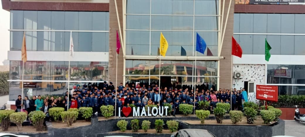 APPLE INTERNATIONAL SCHOOL