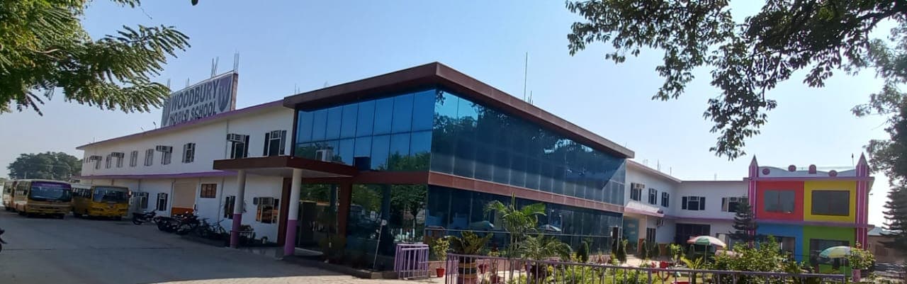 WOODBURY WORLD SCHOOL