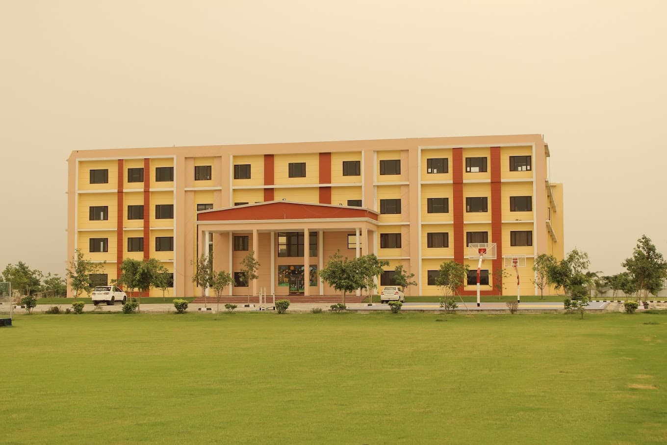 OXFORD SENIOR SCHOOL