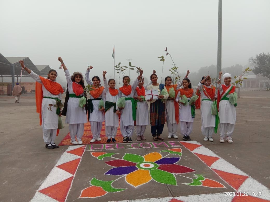 RIVERLAND INTERNATIONAL SCHOOL