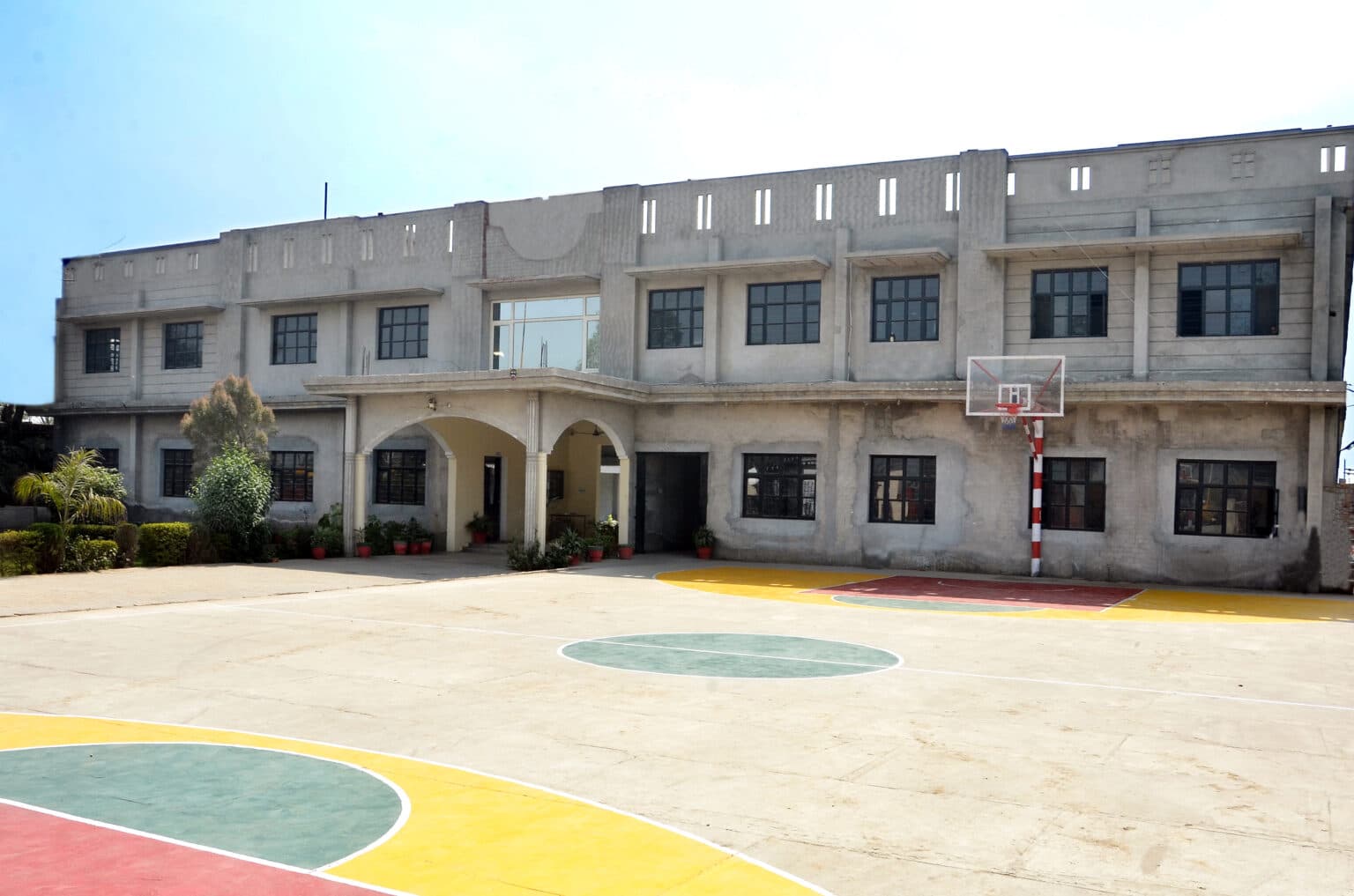 JATHEDAR BALOUR SINGH MEMORIAL PUB SEN SEC SCHOOL