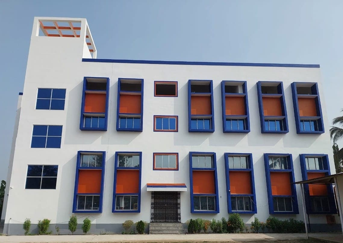 BLOOMING BUDS SCHOOL