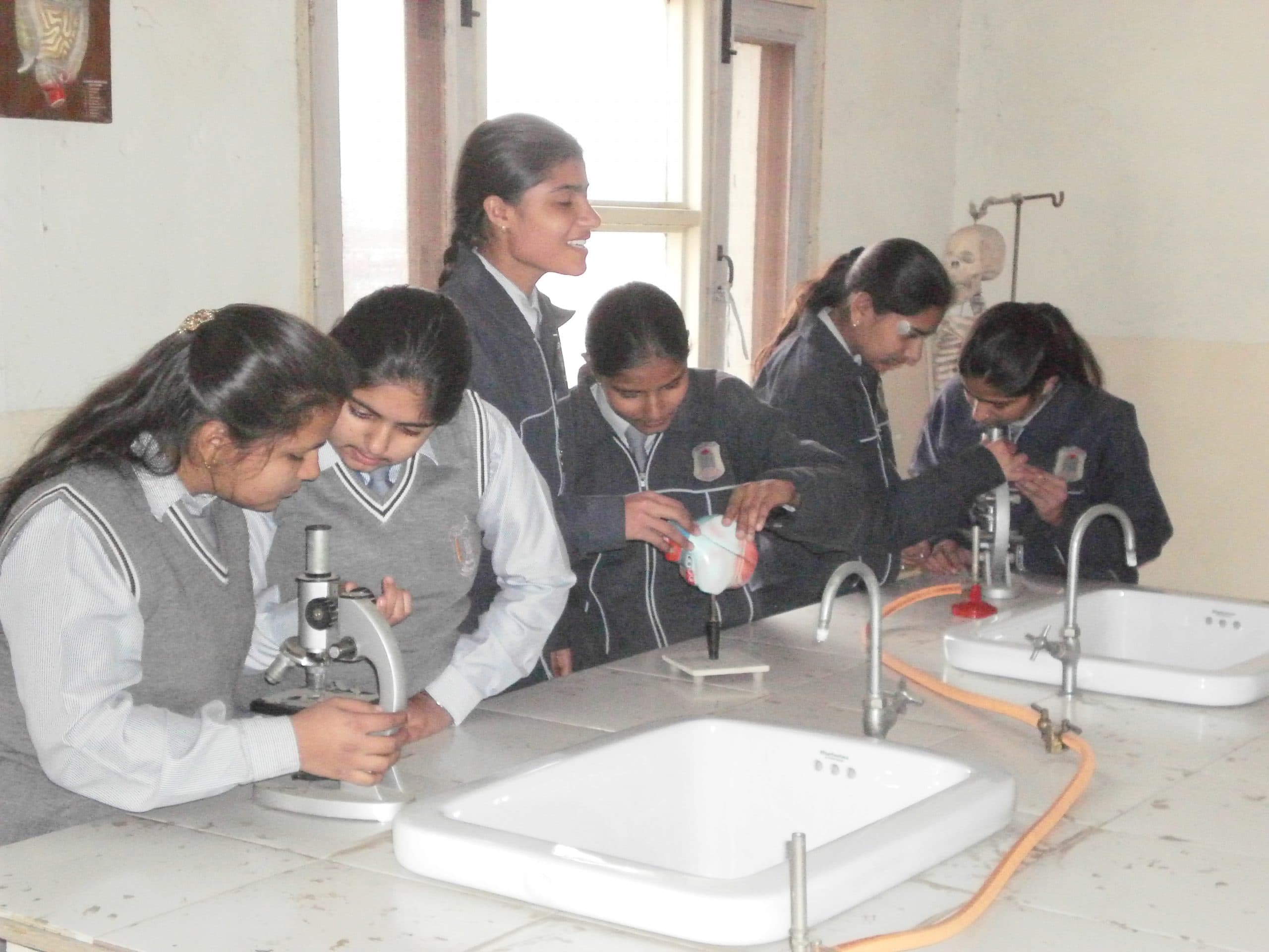 L C R T PUBLIC SCHOOL