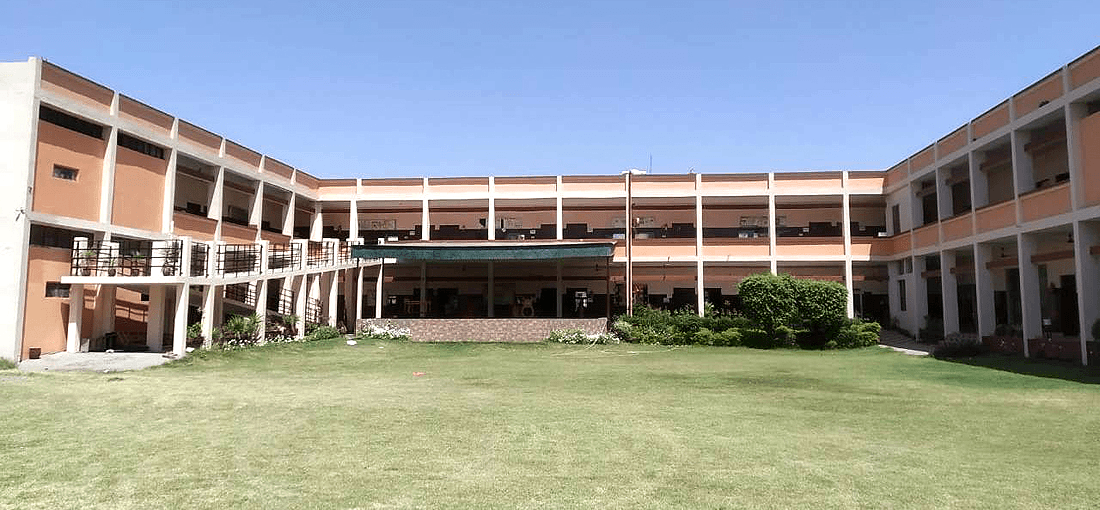 DAV CENTERNARY PUBLIC SCHOOL