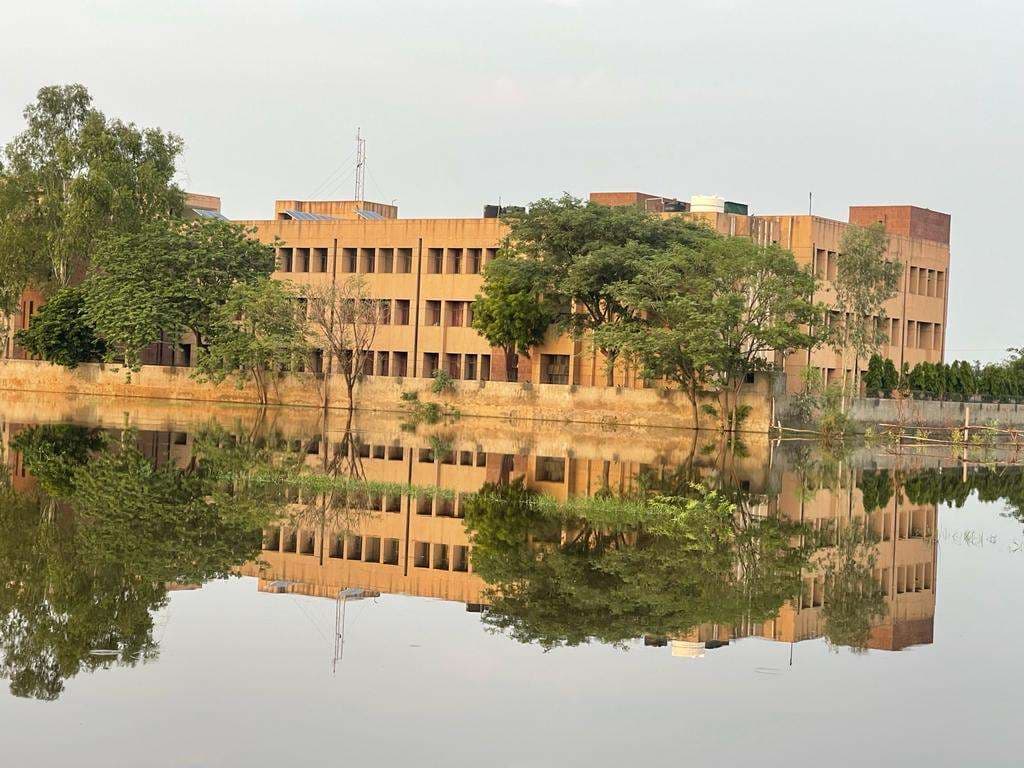 ST. MARYS SR. SEC. SCHOOL