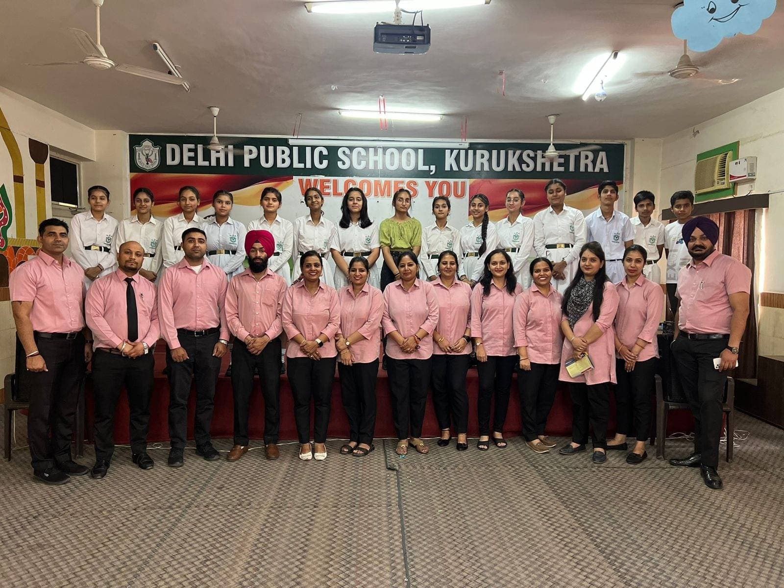 DELHI PUBLIC KIDS SCHOOL