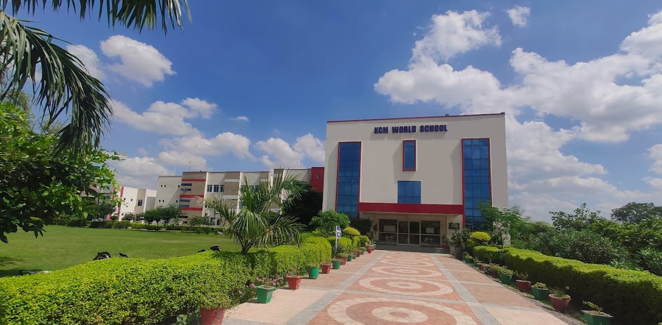 KCM WORLD SCHOOL