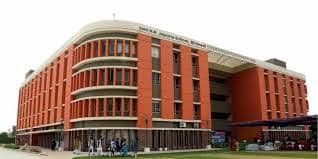 SETH M R JAIPURIA SCHOOL