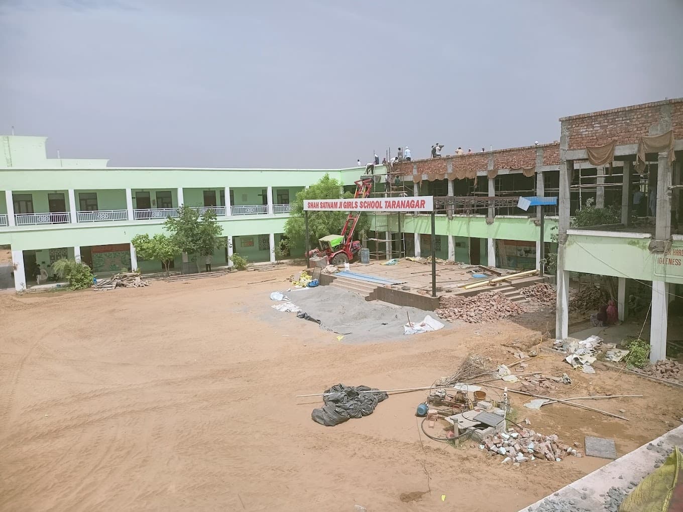 SHAH SATNAM JI GIRLS SCHOOL