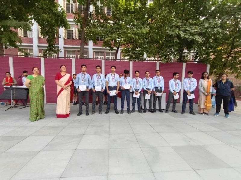 GYAN DEVI SENIOR SECONDARY SCHOOL