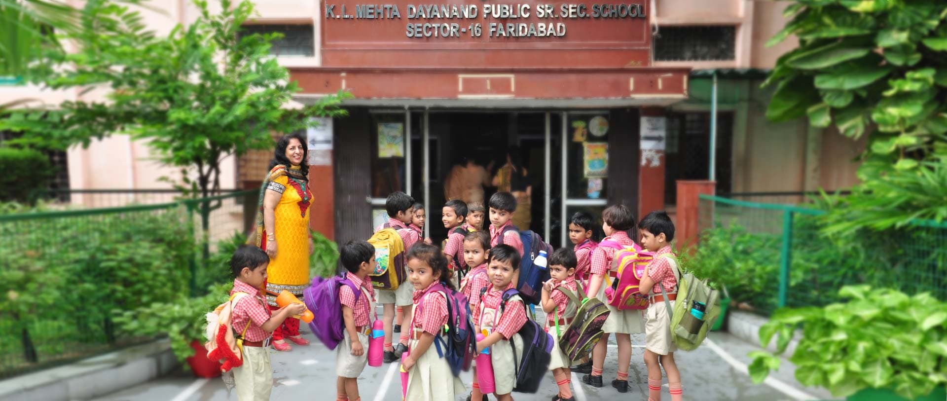 K L MEHTA DAYANAND PUBLIC S S SCHOOL