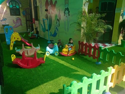 Naughty Buds Play & day care