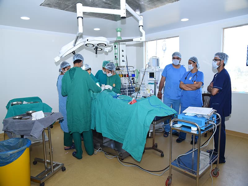 Adesh University  campus