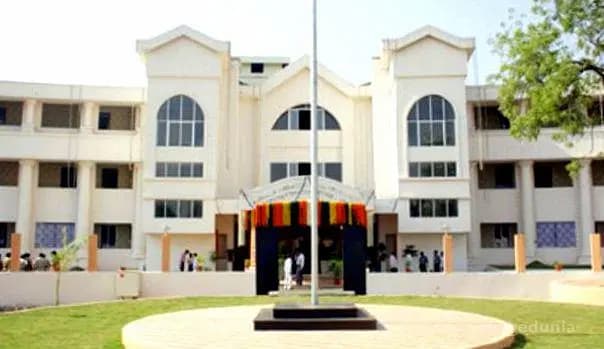 Maharashtra Animal & Fishery Sciences University campus