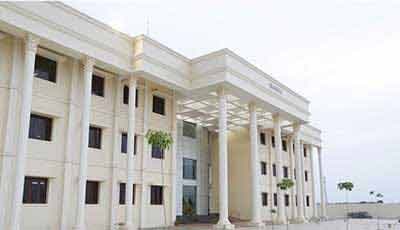 Shanmugha Arts Science Technology & Research Academy campus