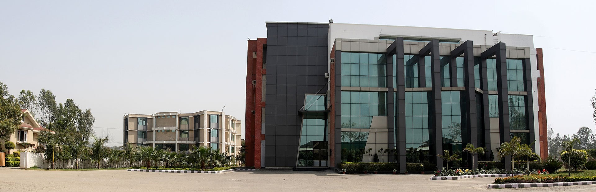 Guru Nanak Institute Of Management  campus