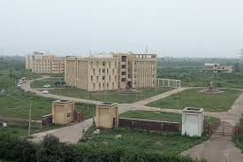 ATAL BIHARI VAJPAYEE HINDI VISHWAVIDYALAYA BHOPAL campus
