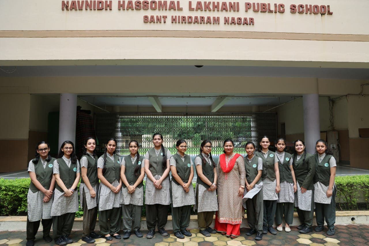 NAVNIDH HASSOMAL LAKHANI PUB SCHOOL