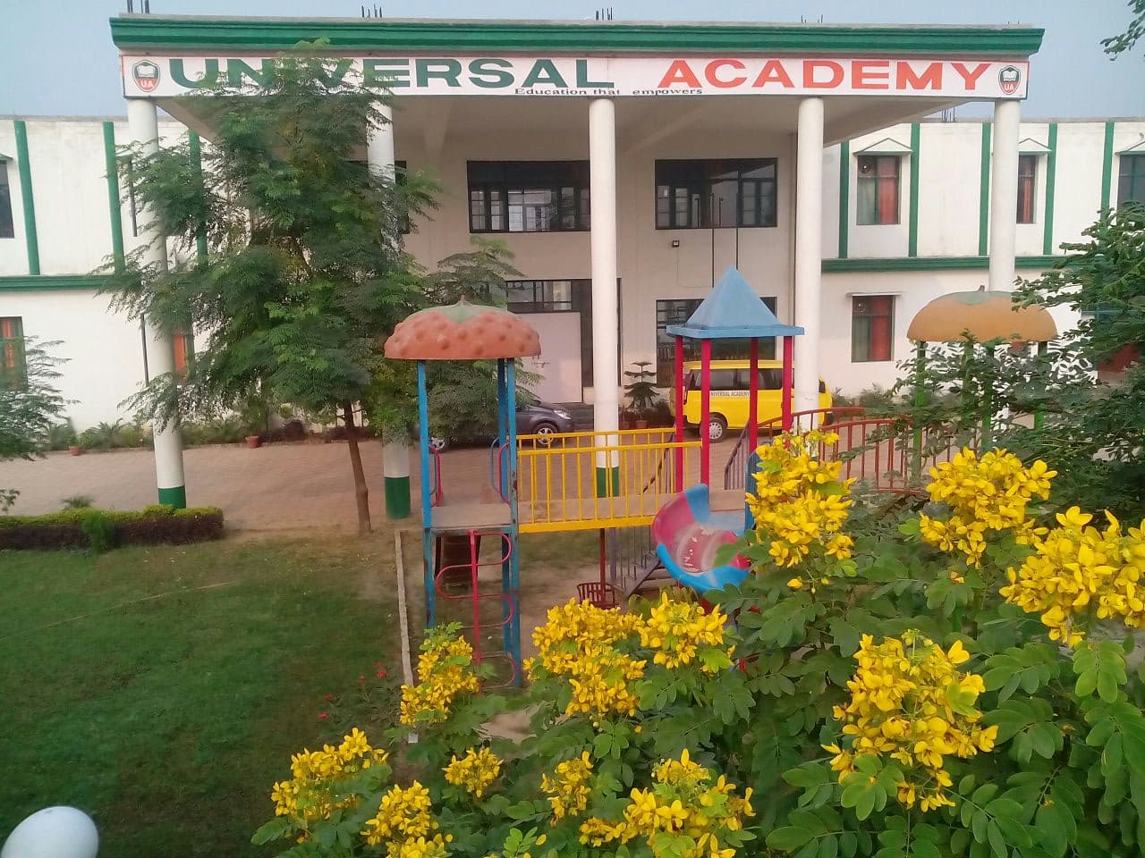 UNIVERSAL ACADEMY, TARN TARAN