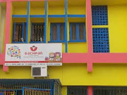Little Bachpan Play School