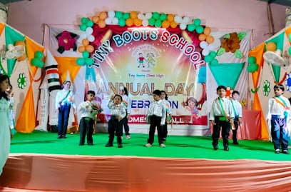 TINY BOOTS SCHOOL