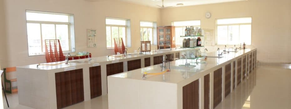 QUADERIA BURHANI SCHOOL