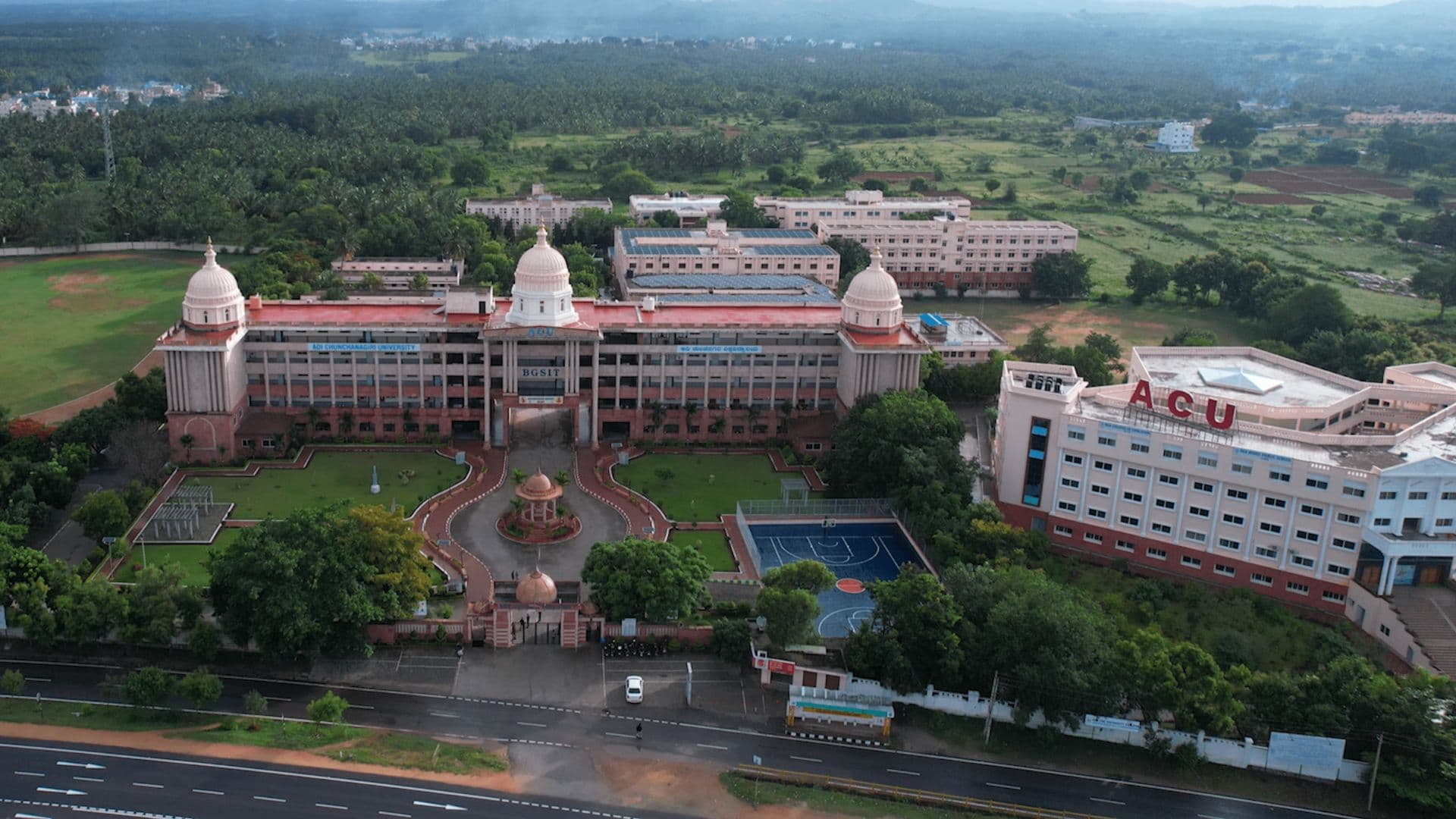 Adichunchanagiri University campus